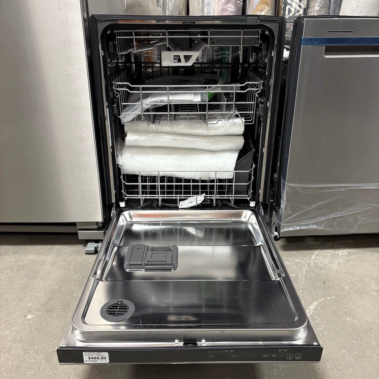 Whirlpool Dishwasher