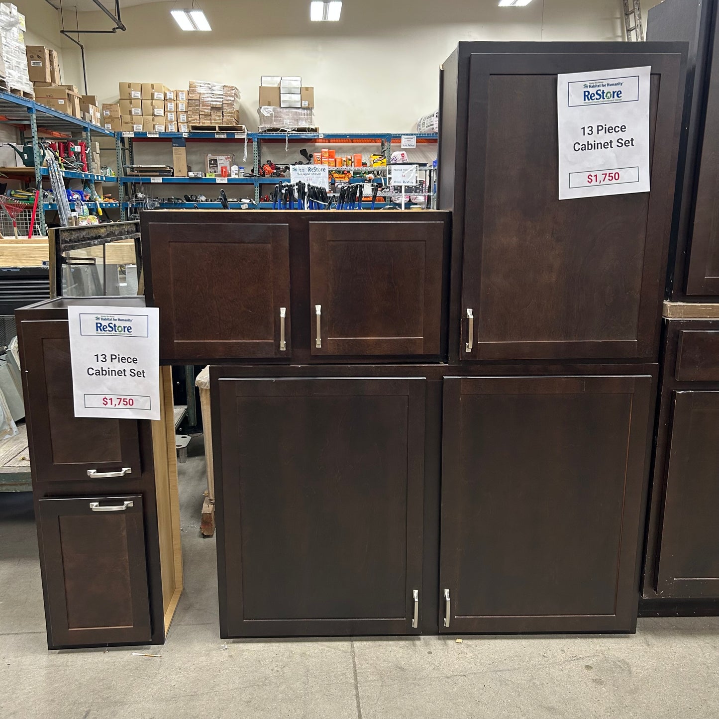 13 Pc. Cabinet Set