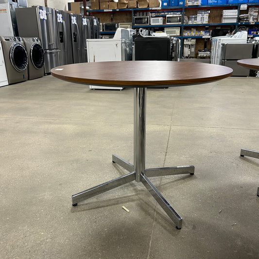 36" Round Formica Table