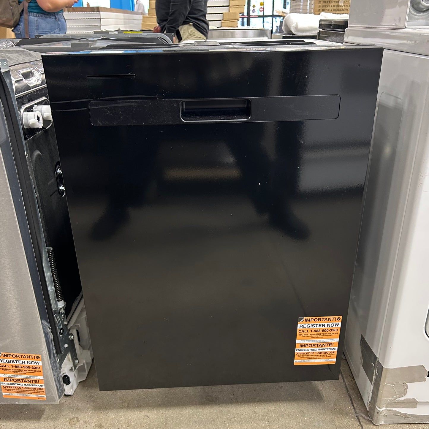 Whirlpool Dishwasher