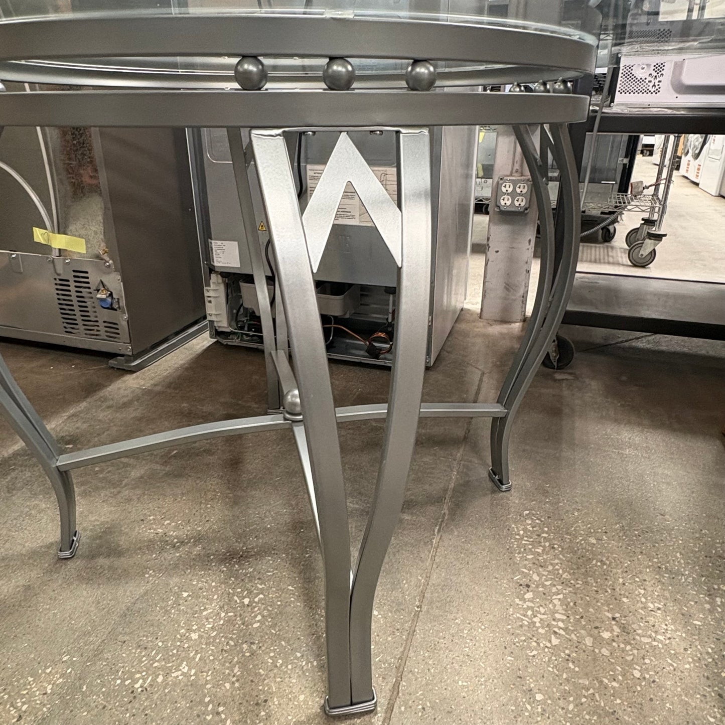 Syracuse Dining Table