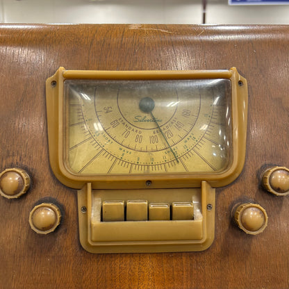 Antique Silvertone Radio