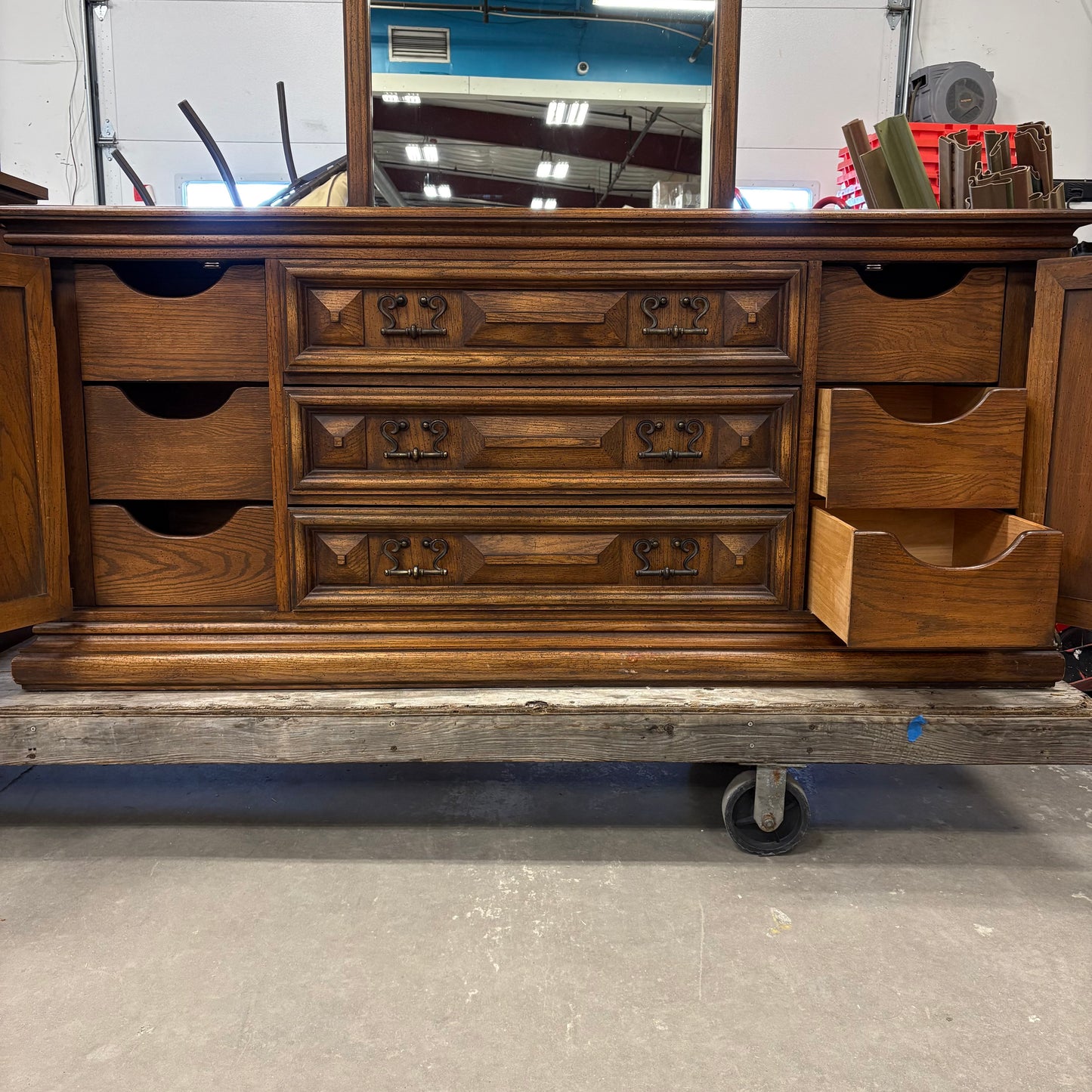 Vintage 9-Drawer Dresser