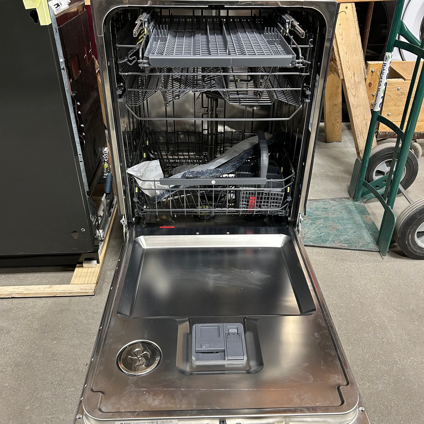 Asko Dishwasher