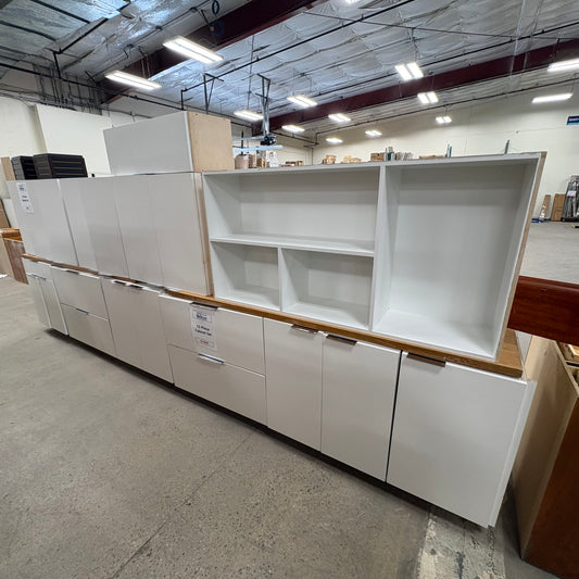 12 Pc. Cabinet Set
