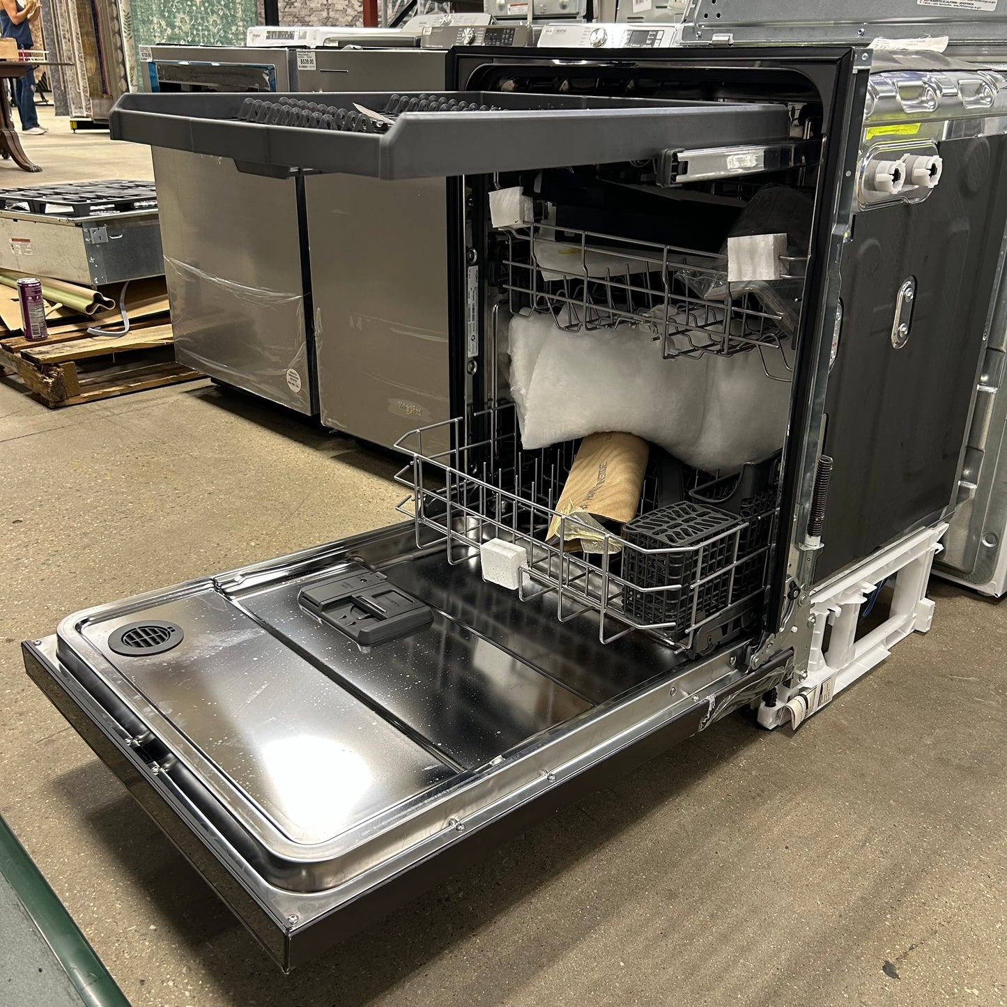 Whirlpool Dishwasher