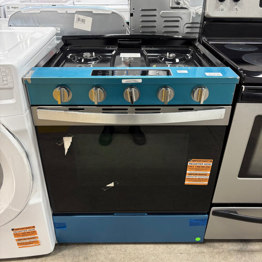 NEW Gas Slide-In Range