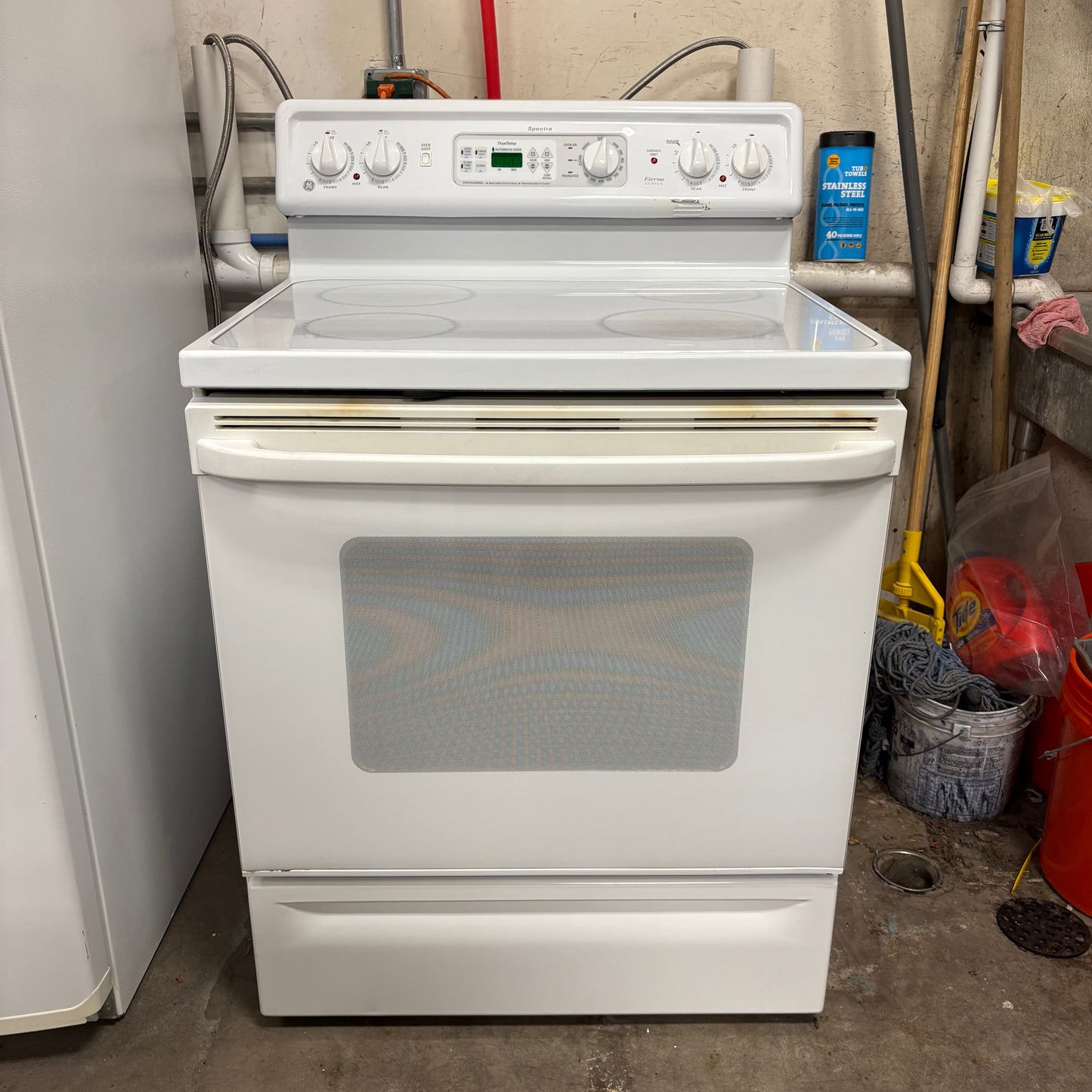 GE Spectra Elec Range