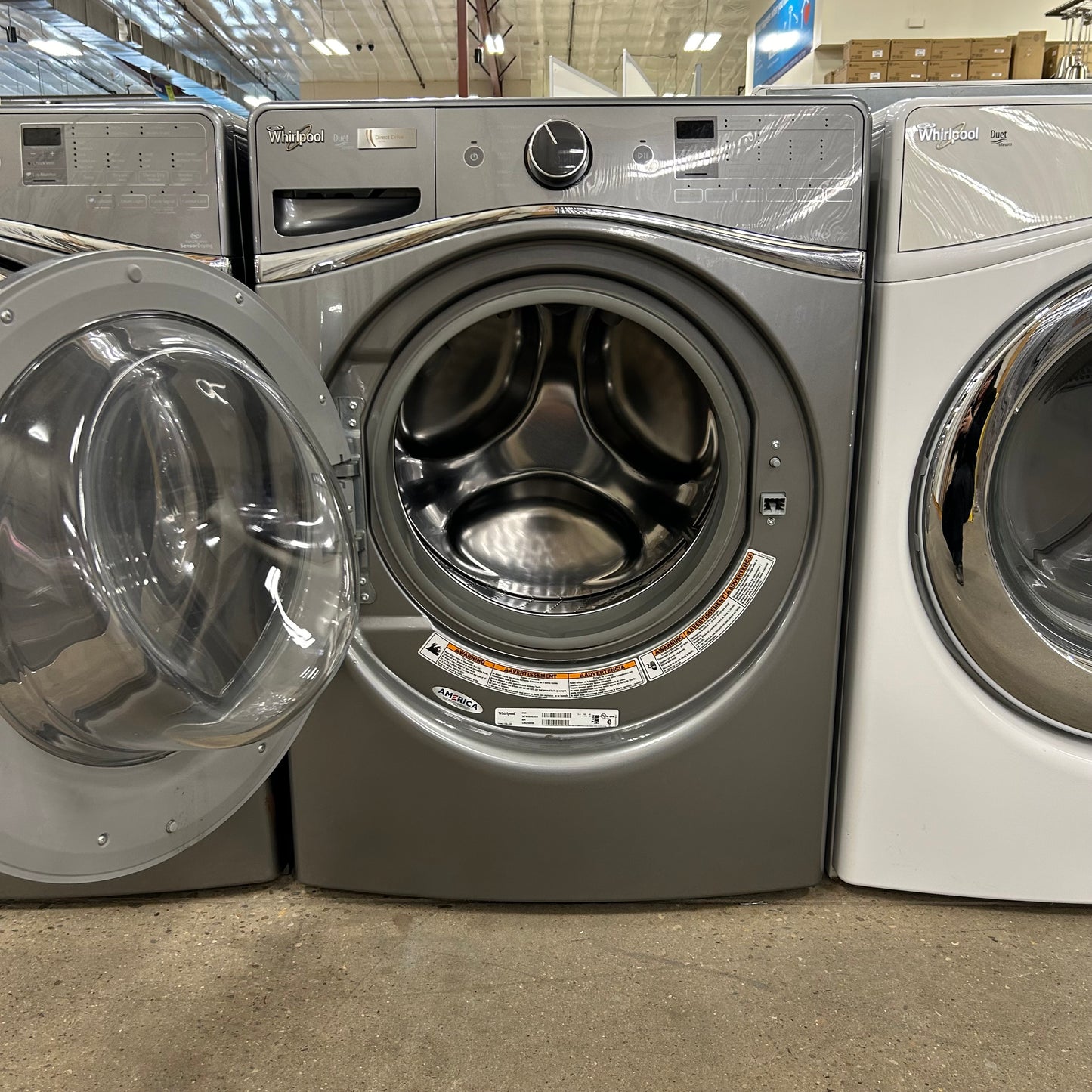 Whirlpool Washer/Gas Dryer Set