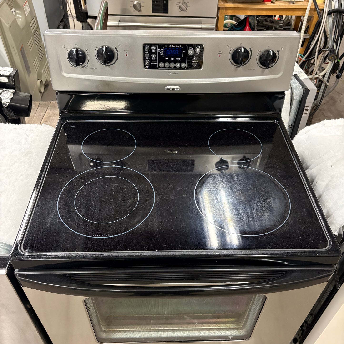 Whirlpool Elec Smoothtop Range