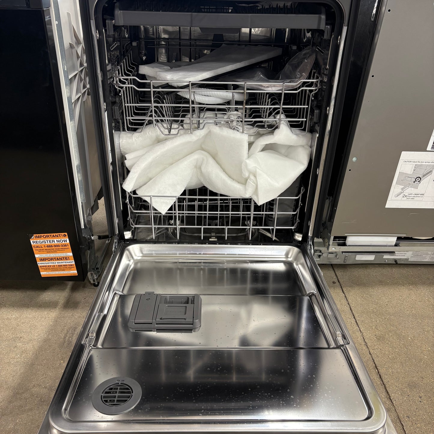 Whirlpool Dishwasher