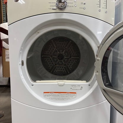 GE Washer/Elec Dryer