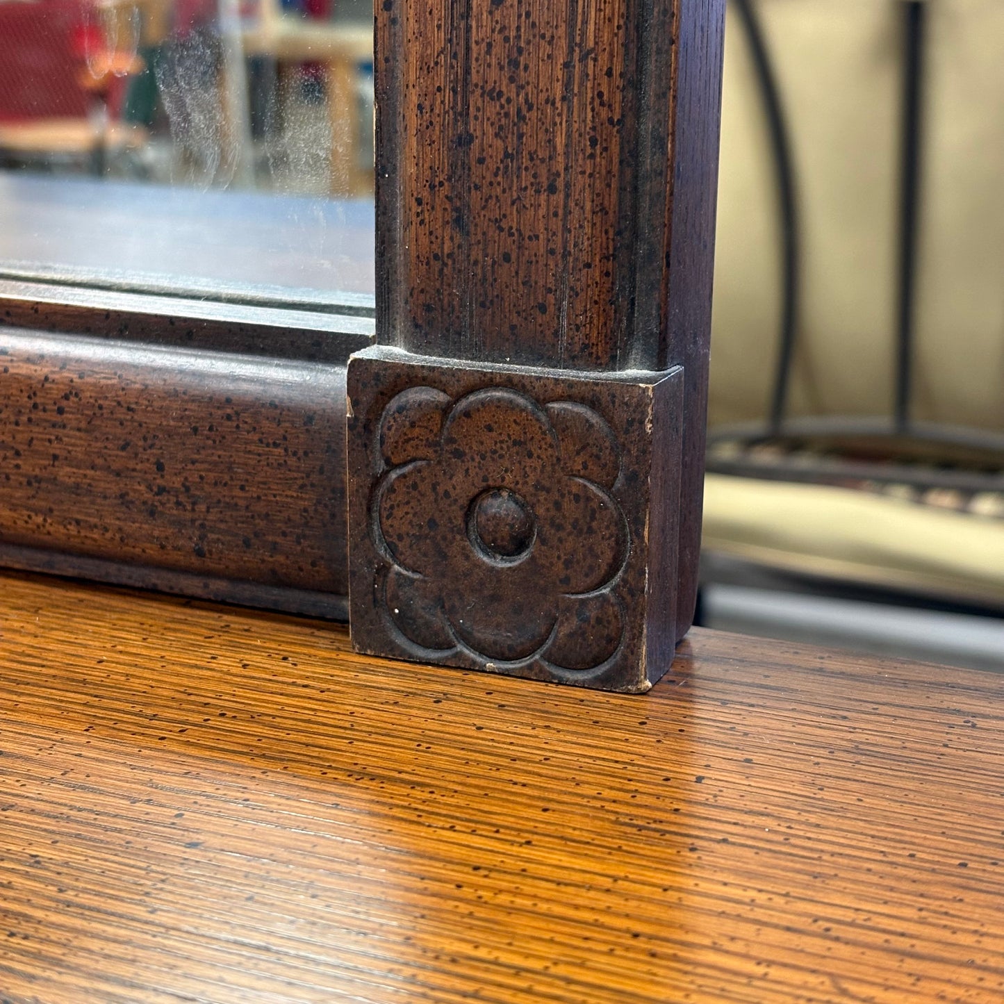 Vintage 9-Drawer Dresser