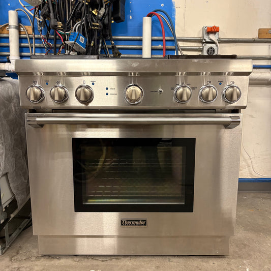 Thermador 36" Gas Conv Range