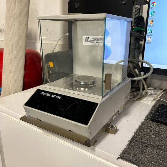 Mettler AC100 Lab Scale