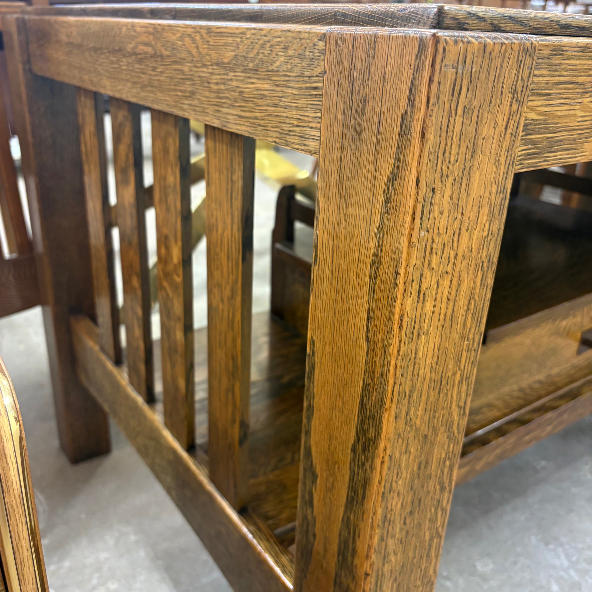Vintage Oak Qtr Sawn Table TRUE