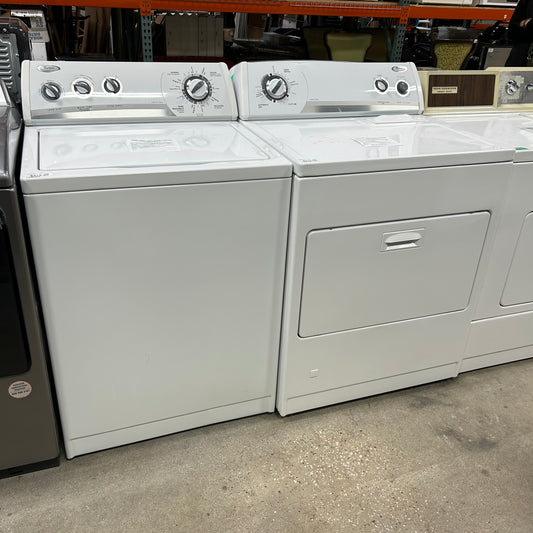 Whirlpool Washer/Gas Dryer Set