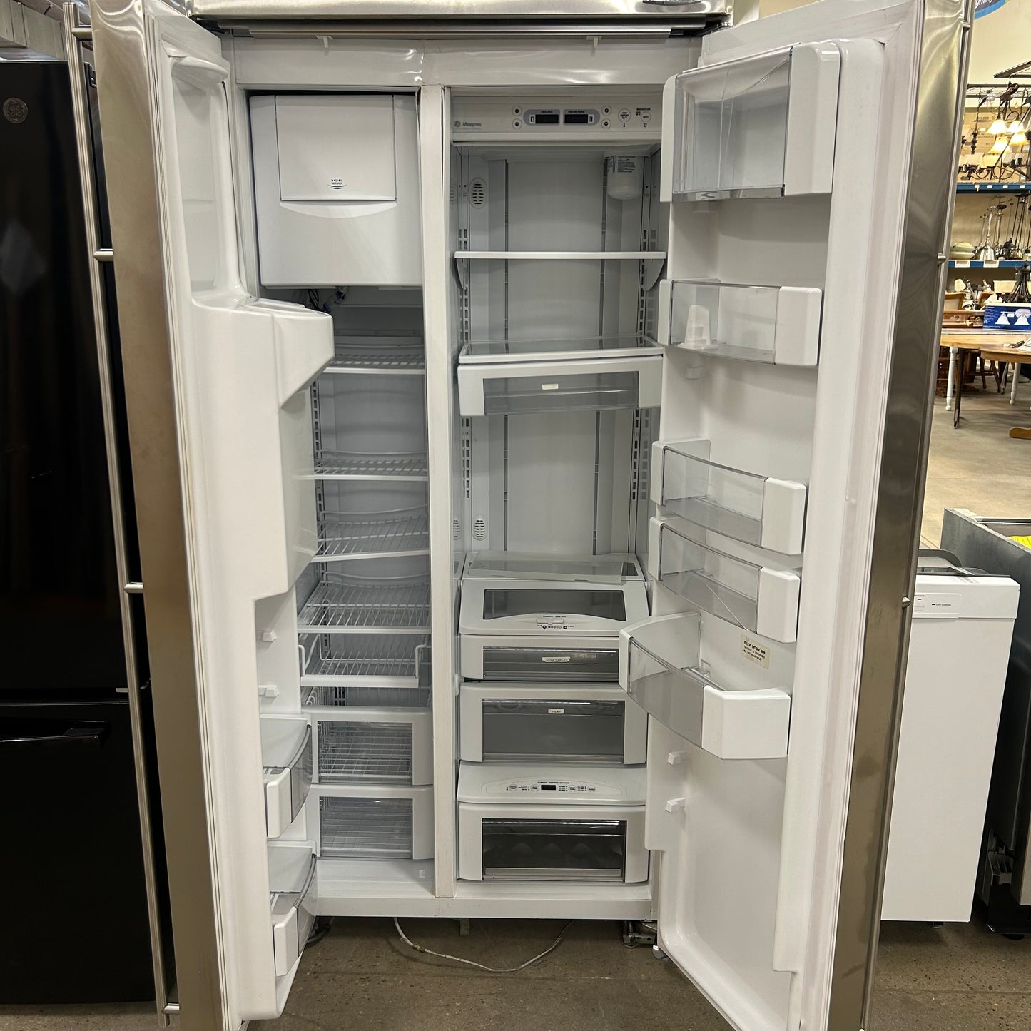 GE Side By Side Fridge