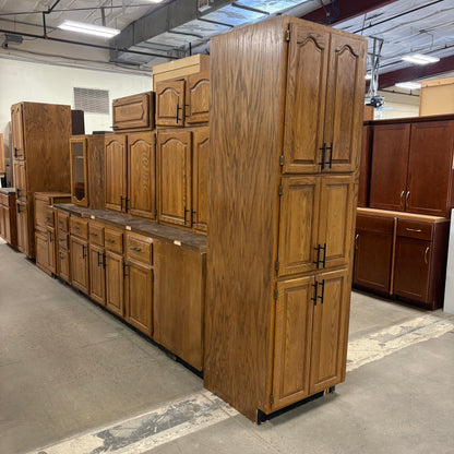 14 Pc. Cabinet Set