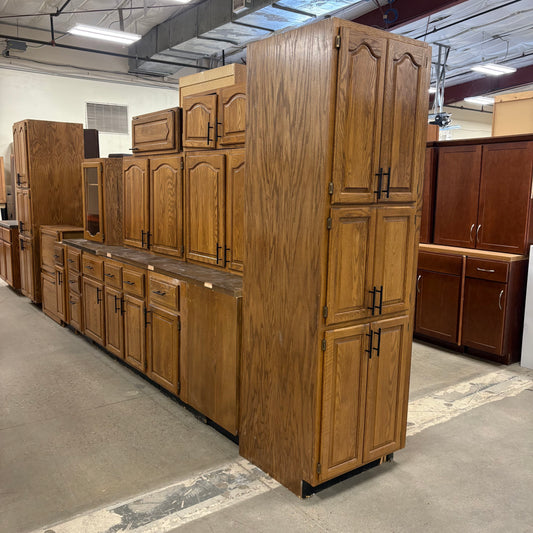 14 Pc. Cabinet Set