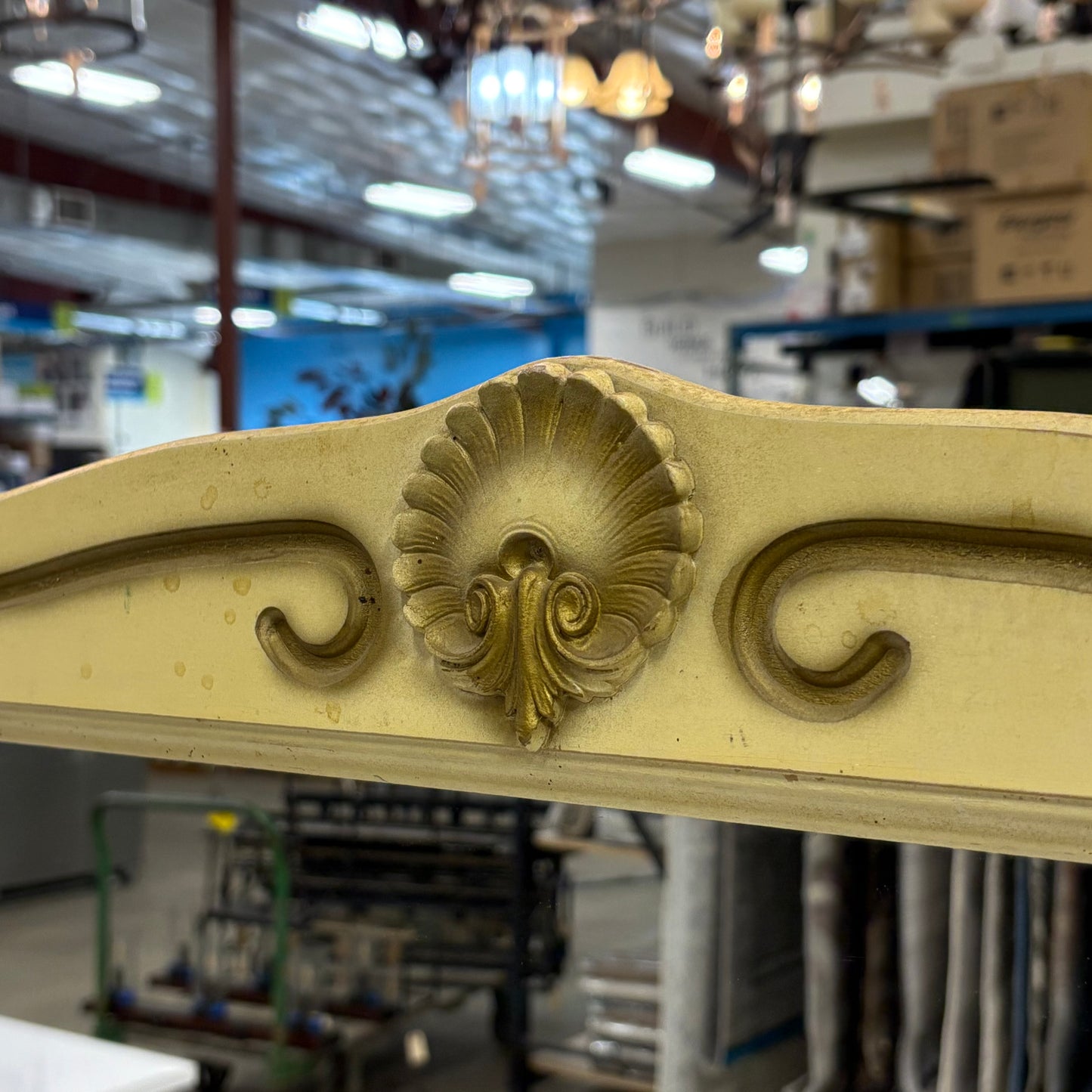 Vintage Cream 6-Drawer Dresser