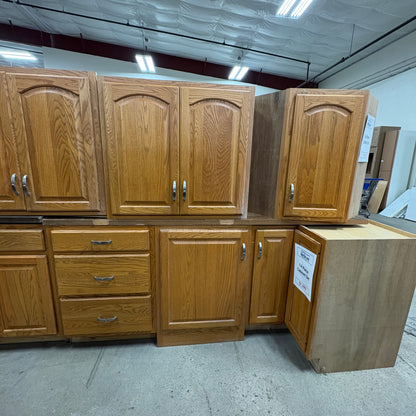 14 Pc. Cabinet Set