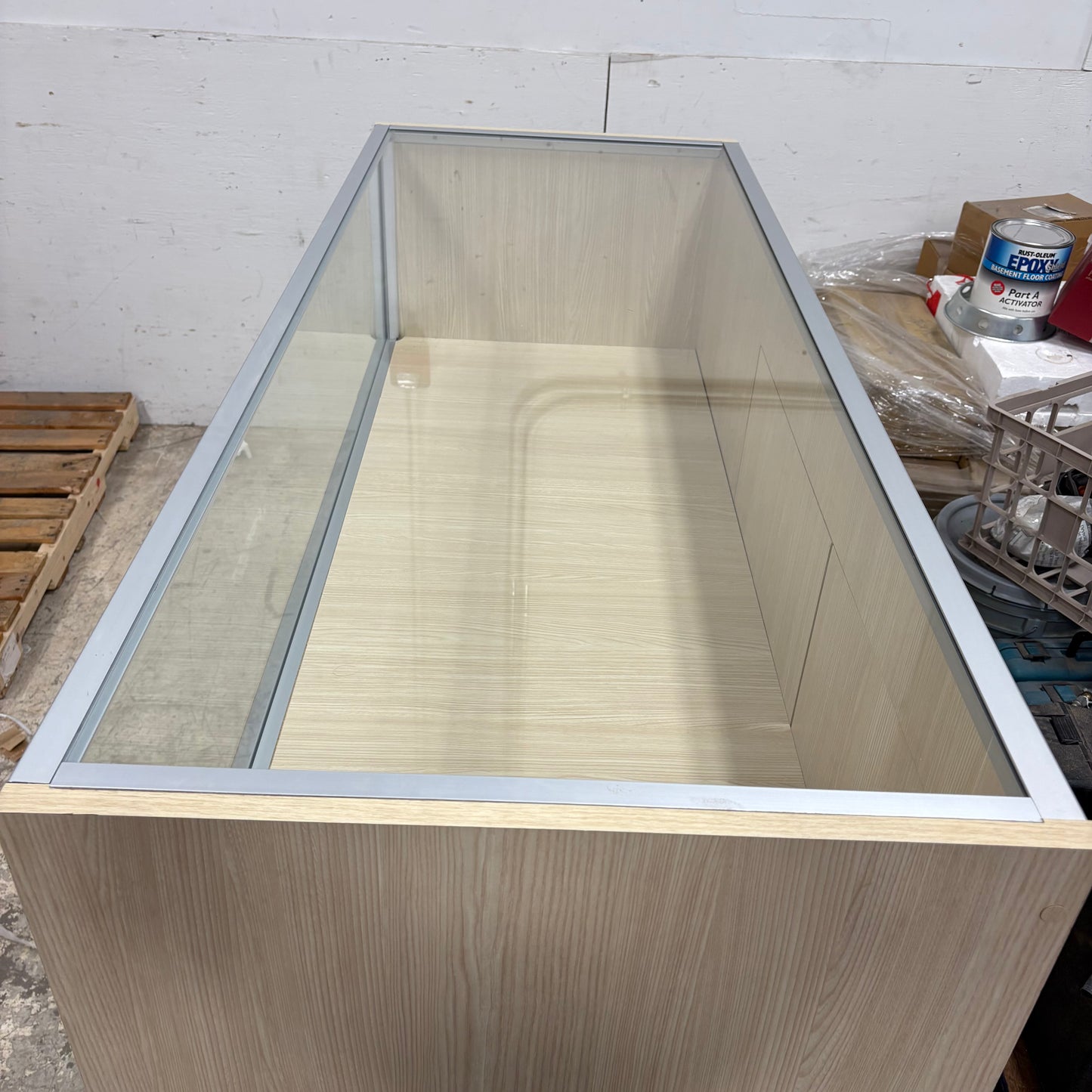 60" Retail Display Counter