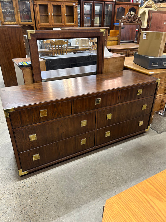 Thomasville Dresser W/ Mirror