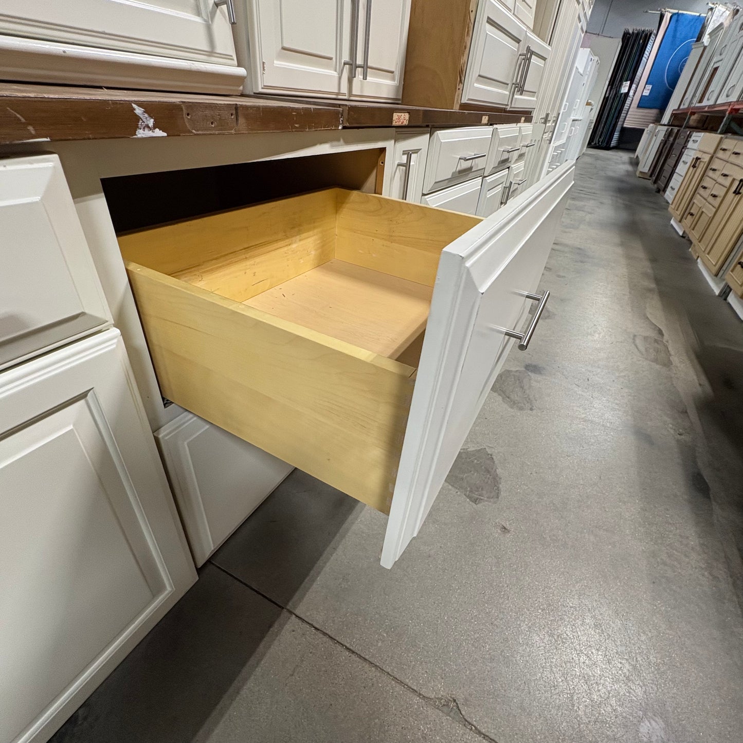 White Cabinet Set - 18pc FALSE