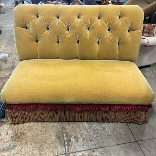 Victorian Tufted Settee