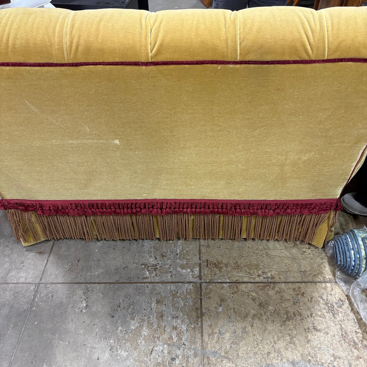 Victorian Tufted Settee