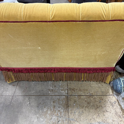 Victorian Tufted Settee