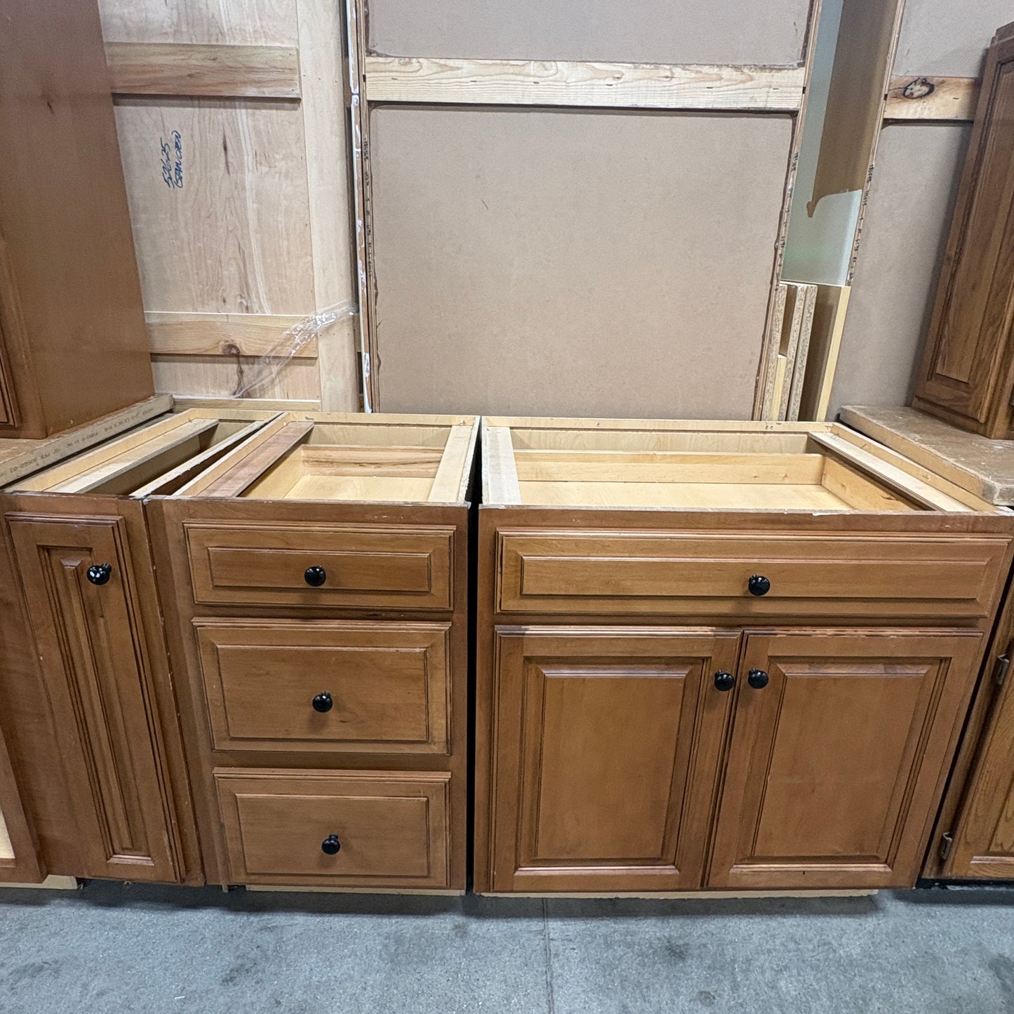 Maple Stained 18-pc Set