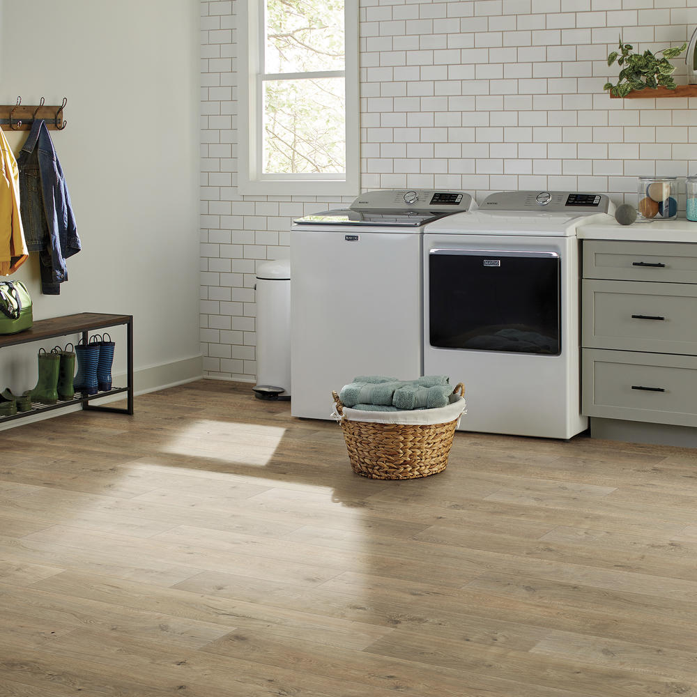 Meadow Lane Oak Laminate