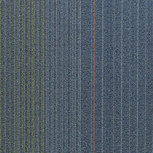 Shaw Disperse carpet tile in Flyway