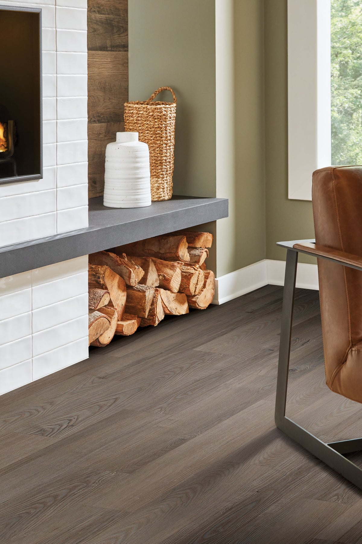 Pergo Concord Vinyl Plank location-set