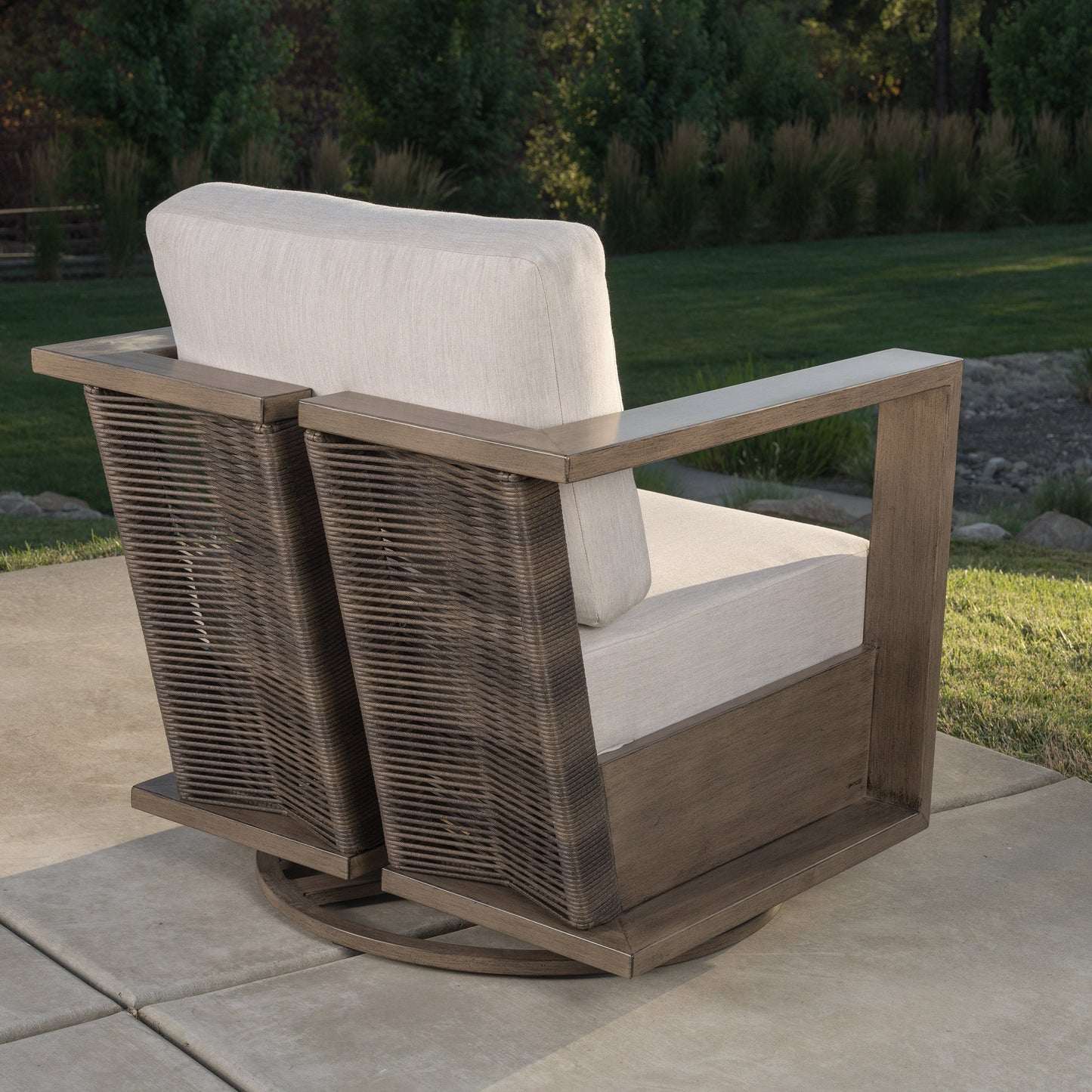 SunVilla 4 Pc Metal Patio Set TRUE