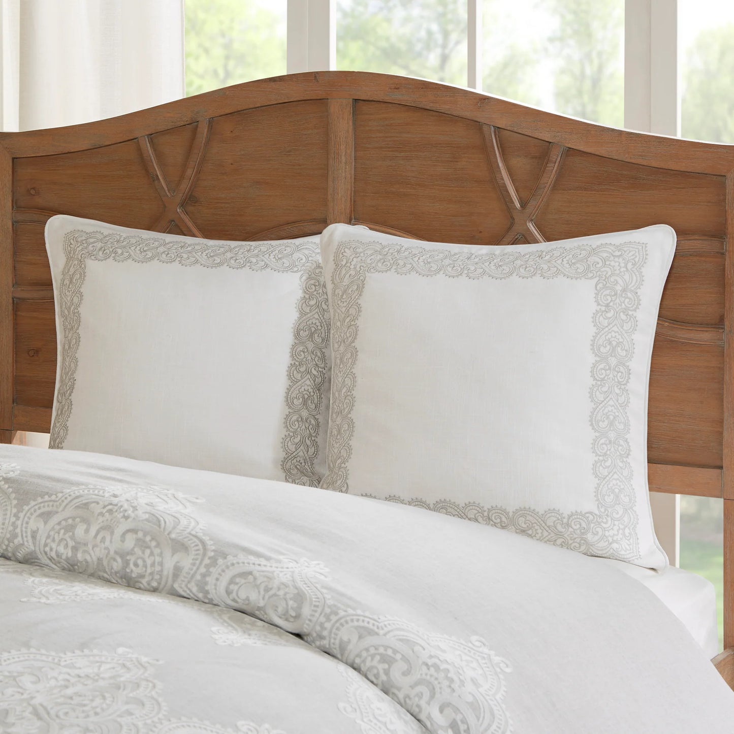 Barely There Comforter KingSet