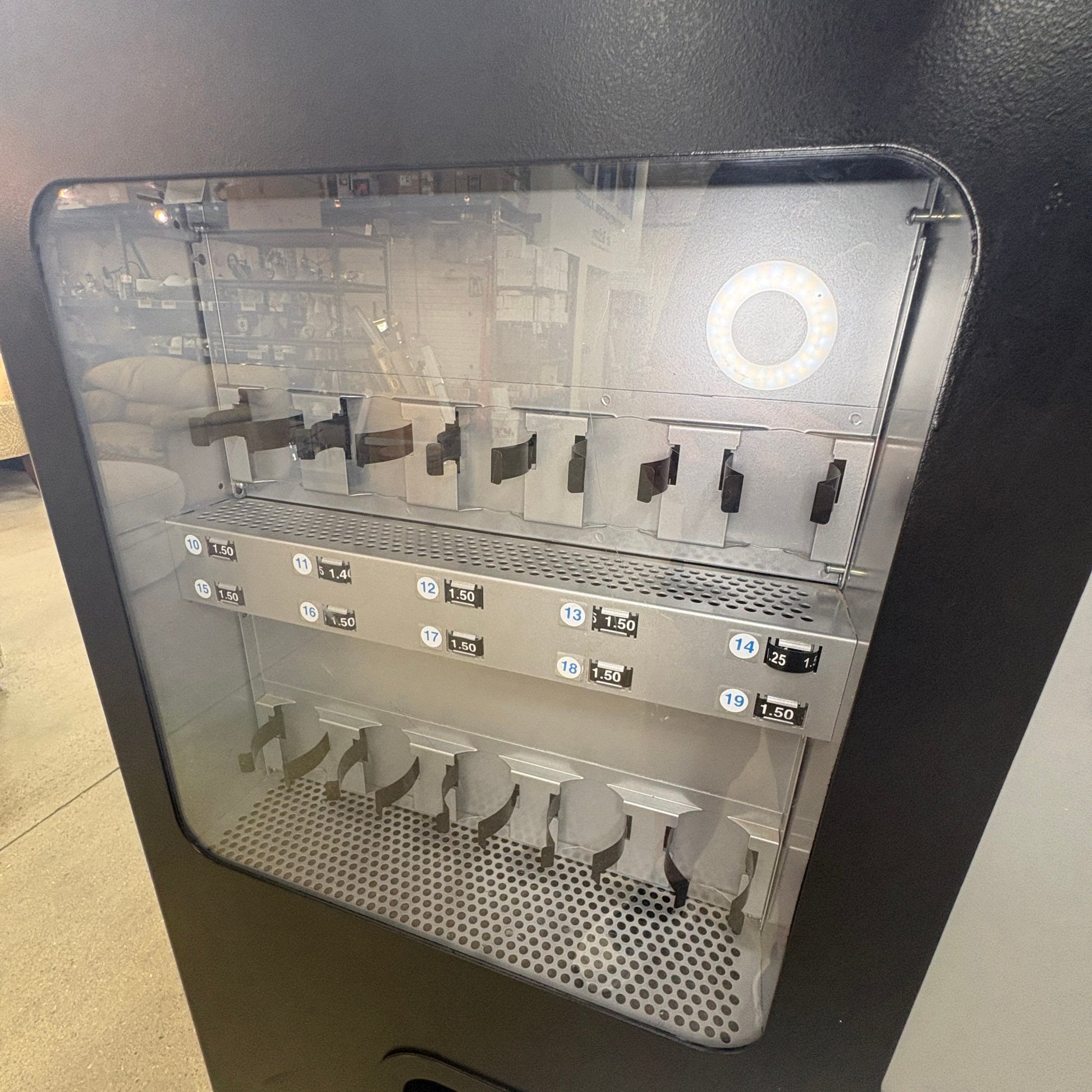 CB500 10-Drink Vending Machine