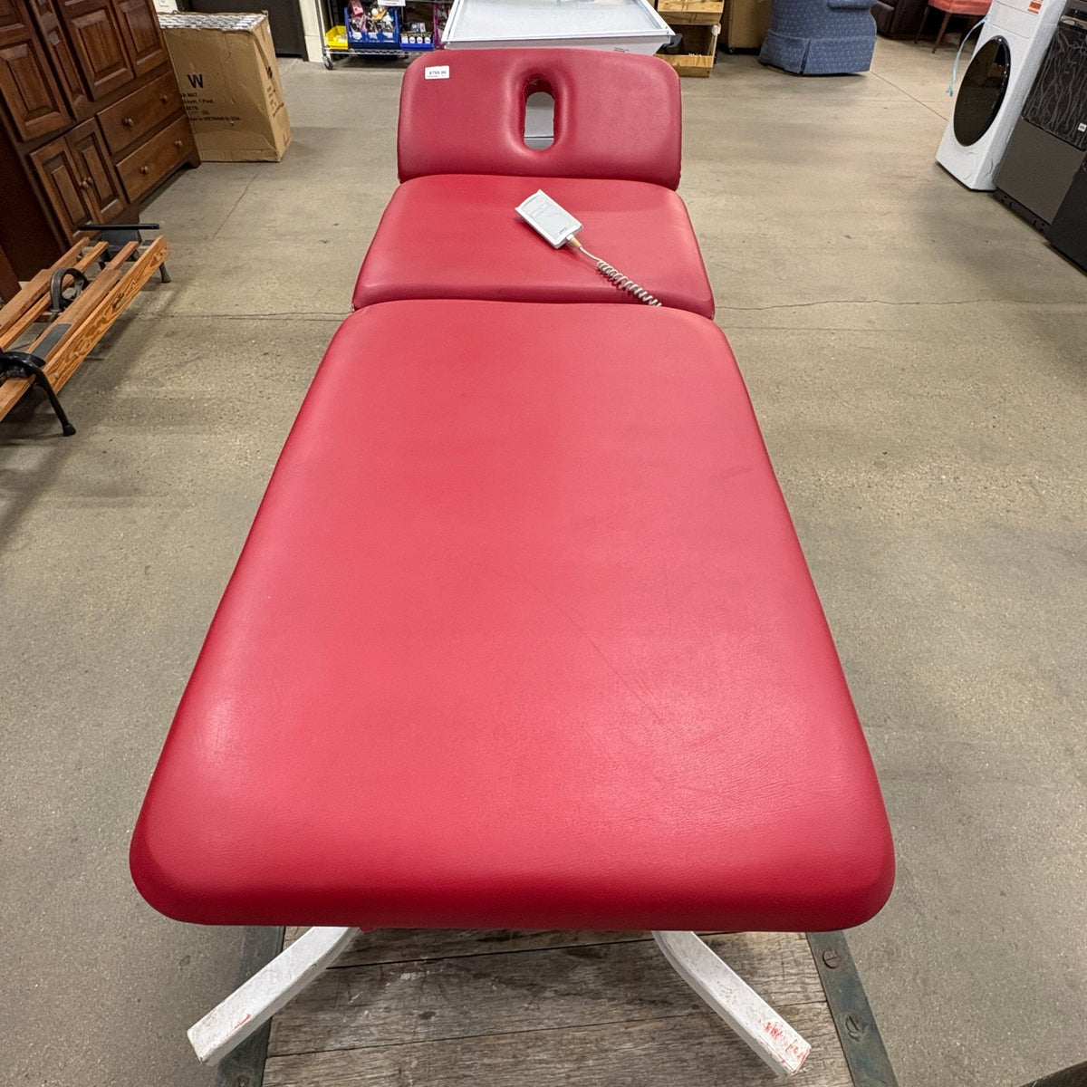 Dynatronics Exam Table FALSE