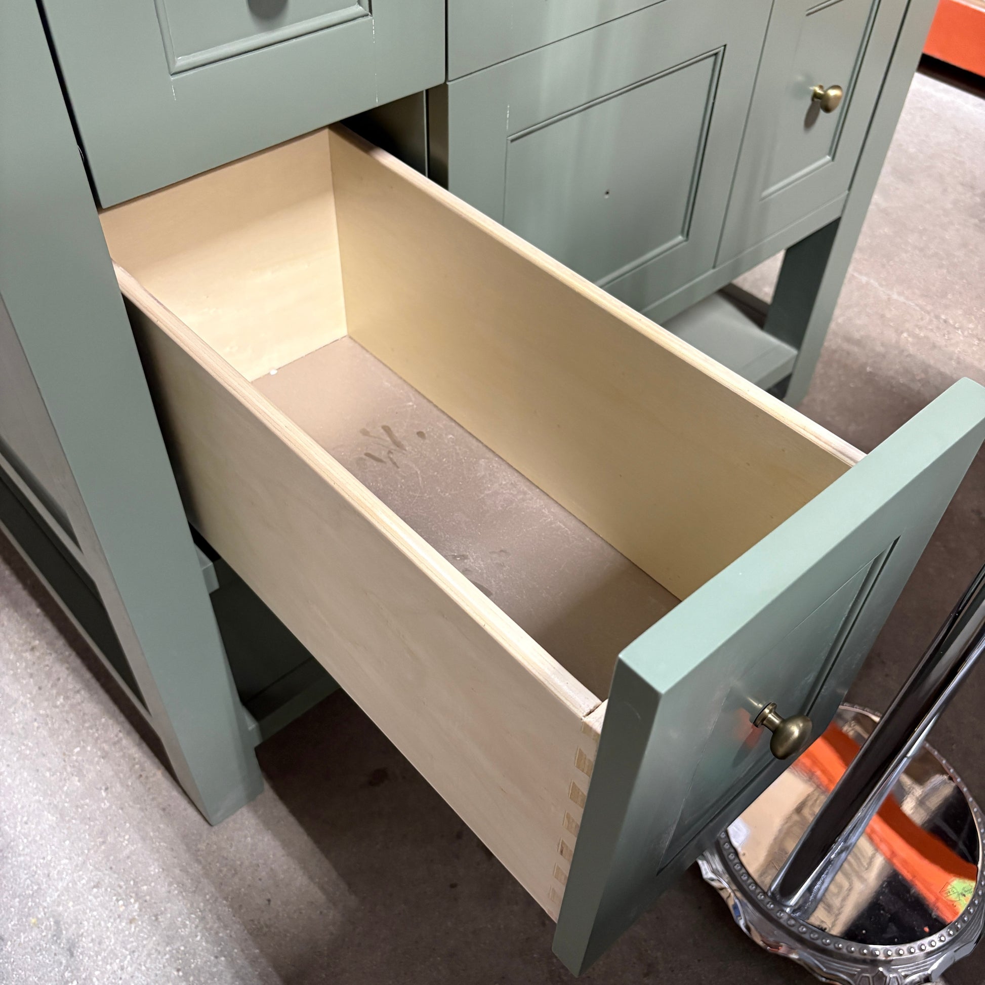 Sage Shaker Quartz Vanity