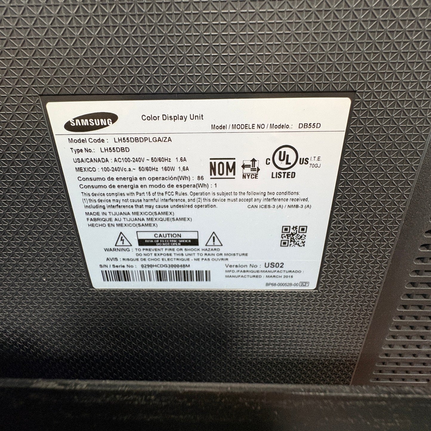 GDM Habitat for Humanity ReStore Samsung display unit product label with model and technical specifications