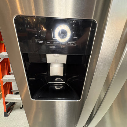 Whirlpool Side by Side Refrigerator with Water and Ice Dispenser