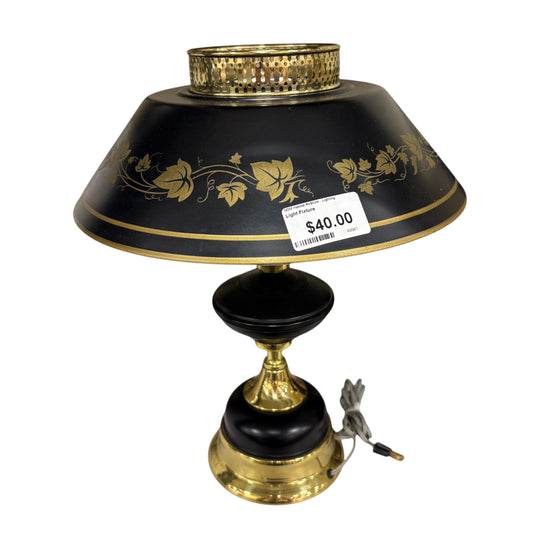 Tole Ivy Table Lamp