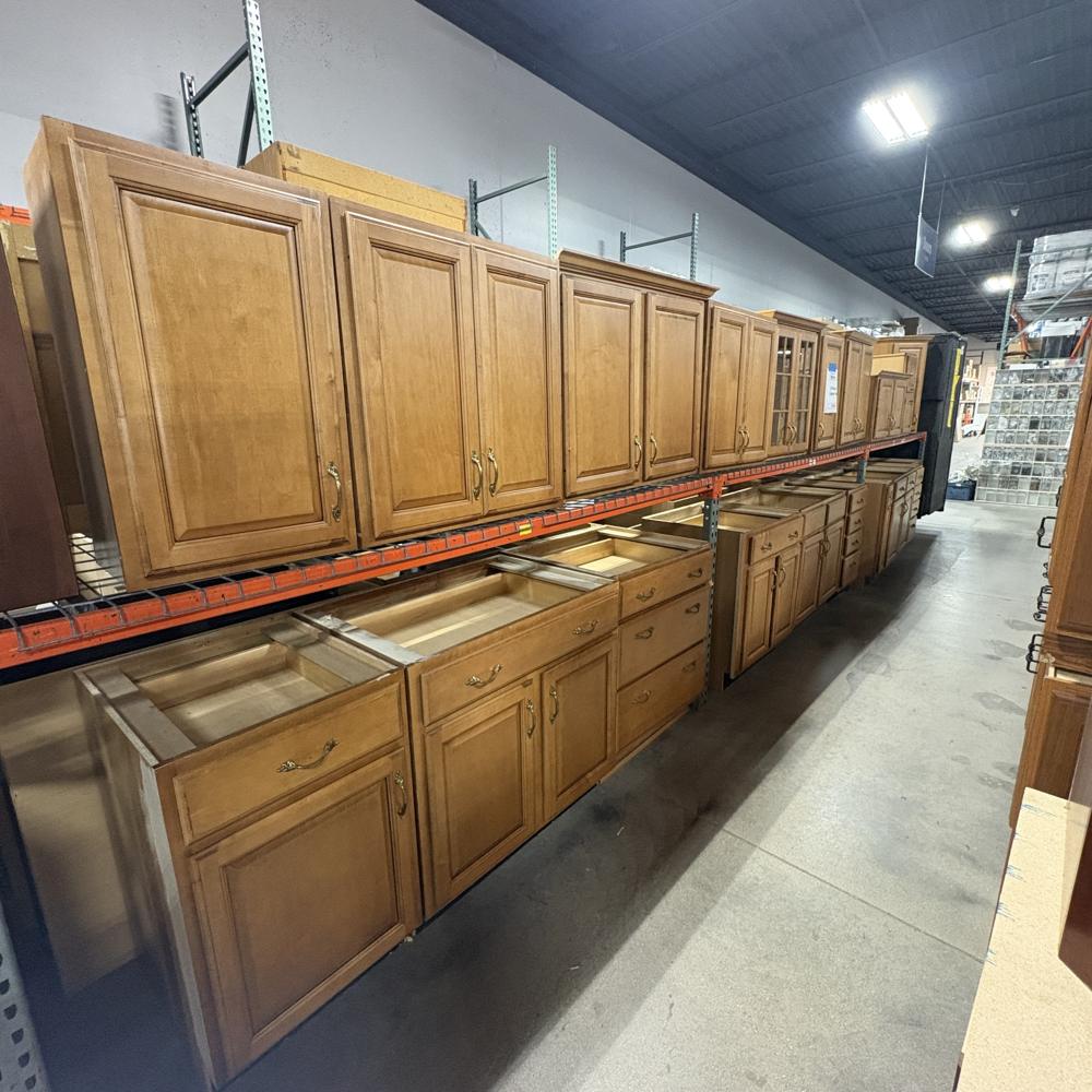 KraftMaid 20-Pc Cabinet Set FALSE