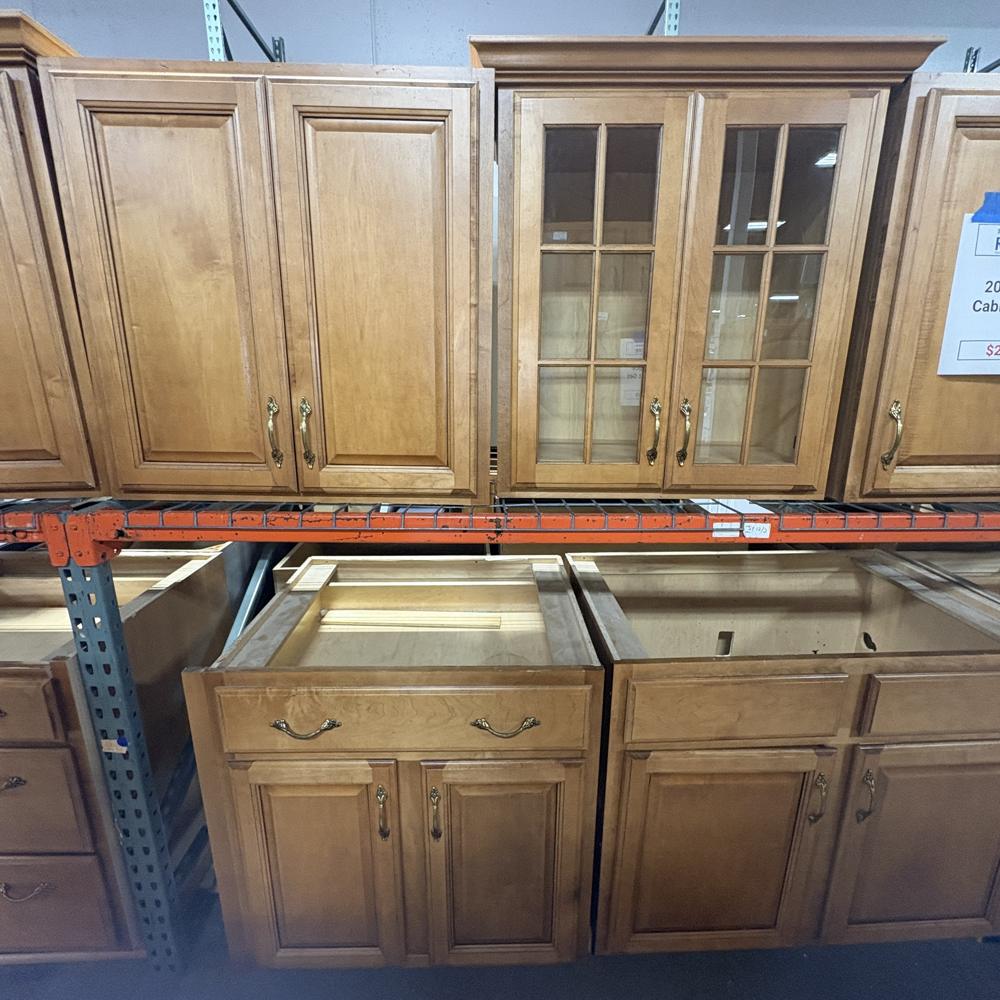 KraftMaid 20-Pc Cabinet Set FALSE