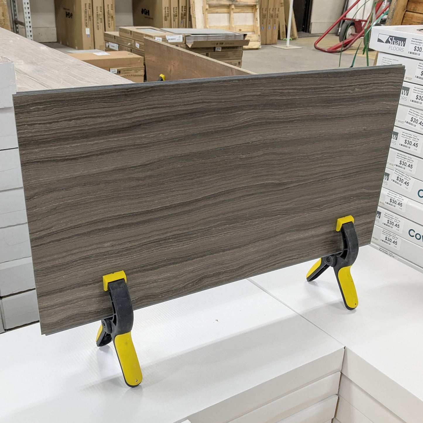 Woodsy Linear Vinyl Tile