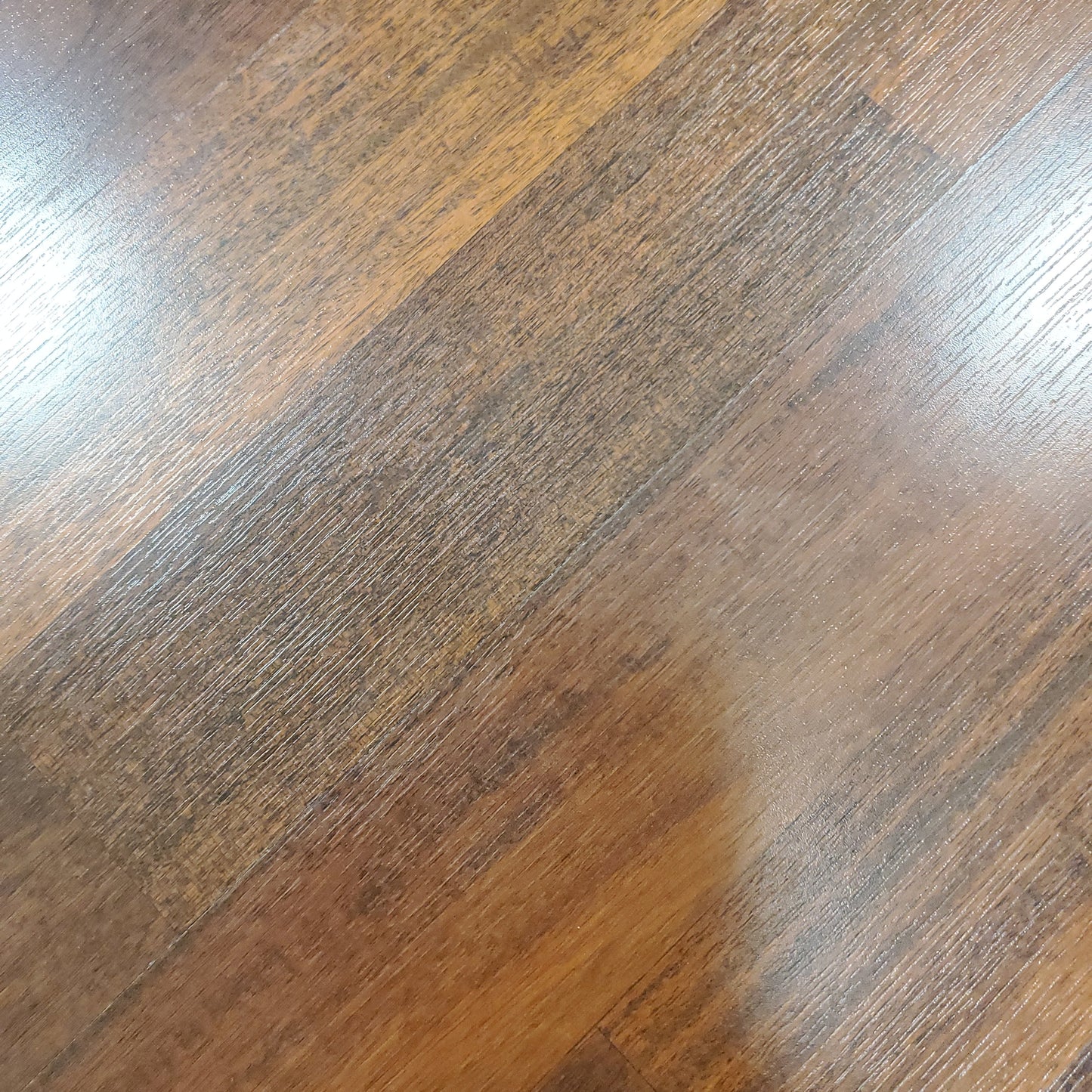 Laminate Flooring - Everglade Mahogany - 17.18 sq ft Laminate Flooring