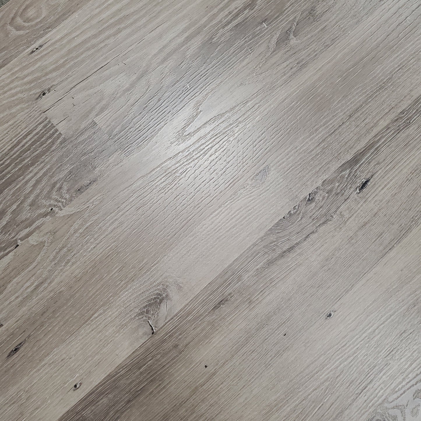 Laminate Flooring - Grey Flannel Oak - 17.18 sq ft Laminate Flooring